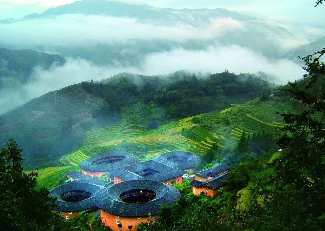 闽韵悠长，福建——历史文化的瑰宝与自然风光的画卷