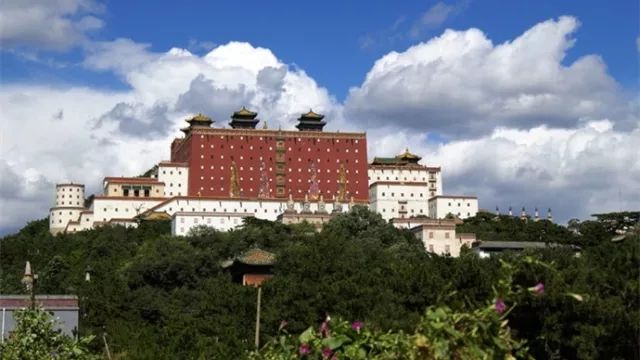 承德，嘉宾云集，共襄盛会